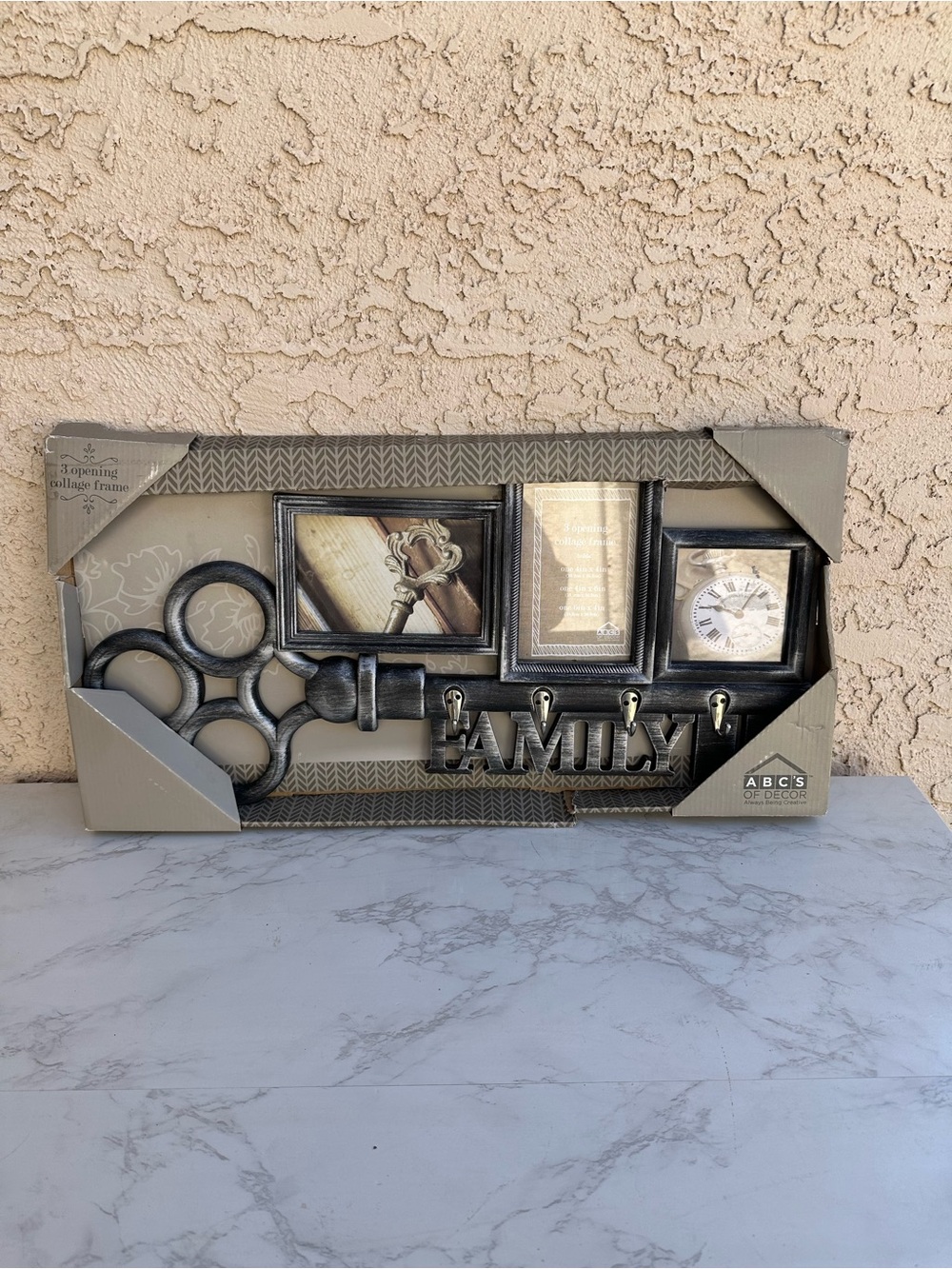Family Wall Key Holder Frame New!